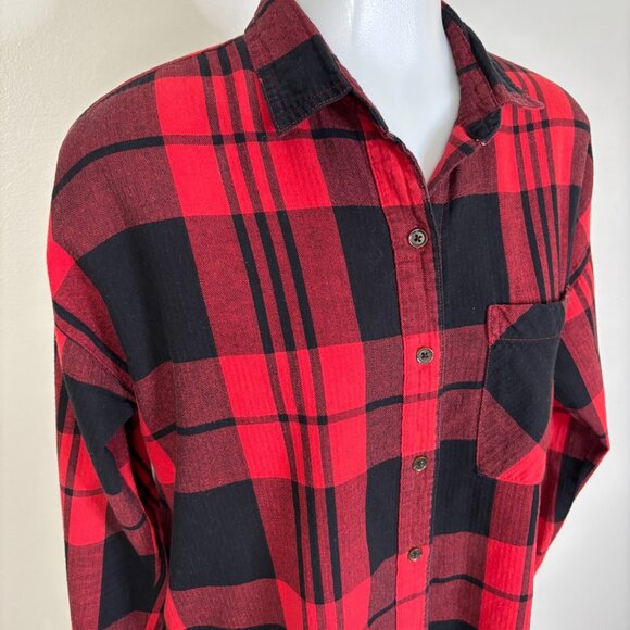 Old Navy Top Small Red Black Plaid Boyfriend Shirt Flannel Button-Front Women's - Picture 2 of 10